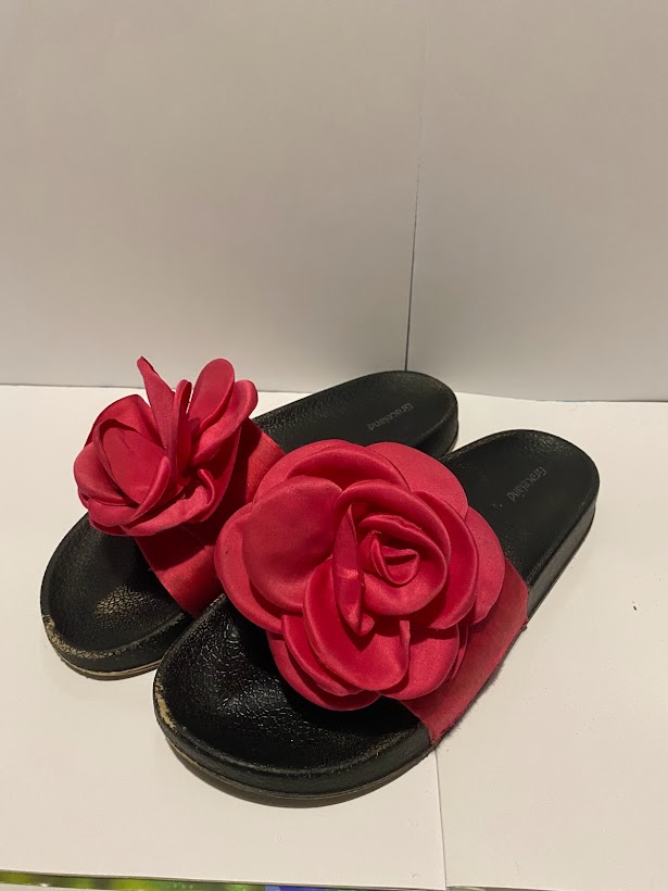 black and pink flats